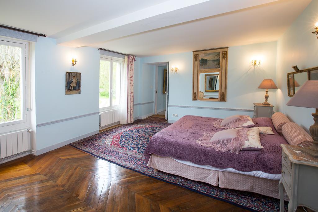 Bed and Breakfast Chateau De La Madeleine Pressagny-lʼOrgeuilleux Exterior foto