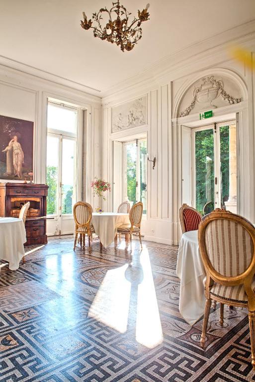 Bed and Breakfast Chateau De La Madeleine Pressagny-lʼOrgeuilleux Exterior foto